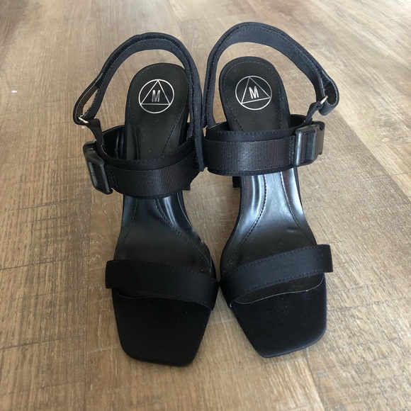 Missguided Shoes - Misguided black buckle heel